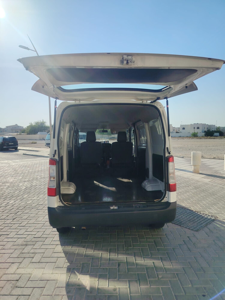 TOYOTA LITE ACE VAN 2023 - 12