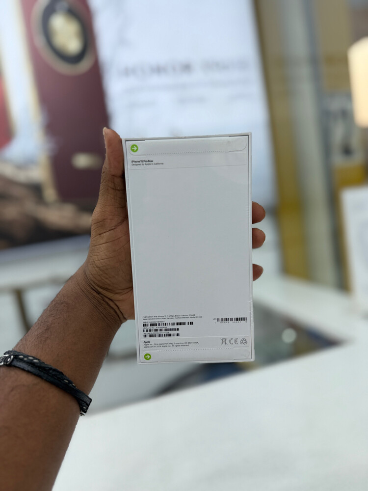 iPhone 15 pro max  - 2