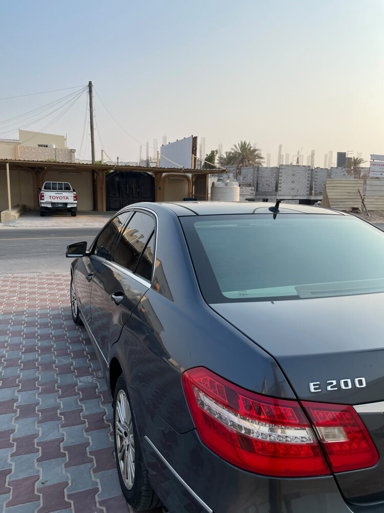 مرسيدس إي ٢٠٠ - 3