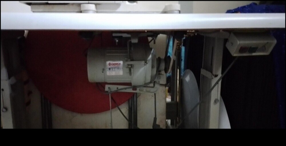 inter lock sewing machine - 1
