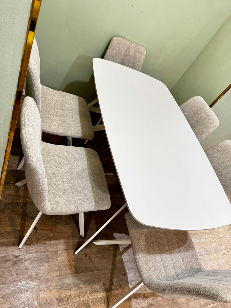 Dining Table Set- Perfect Condition - 3