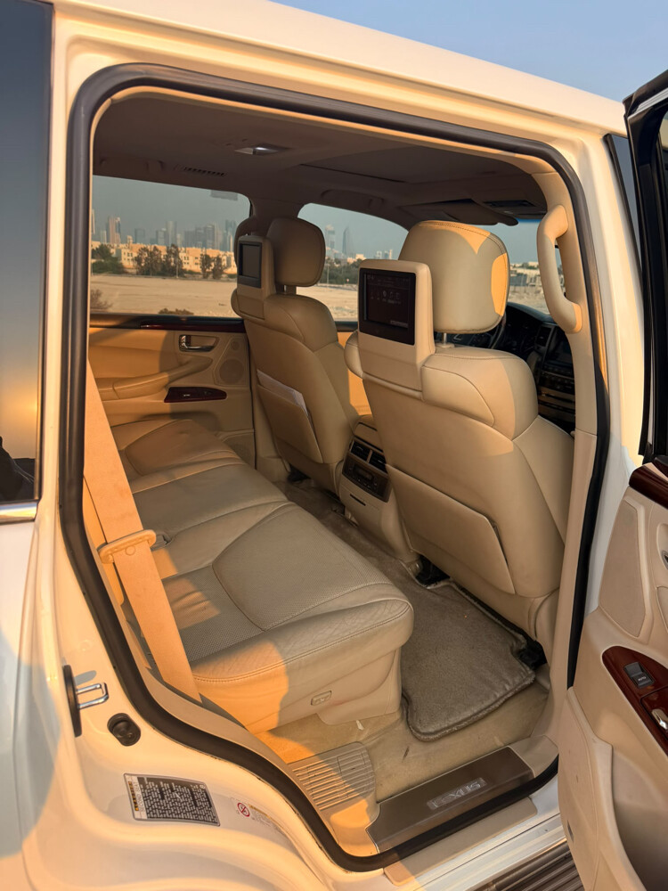 Lexus LX570 S - 5
