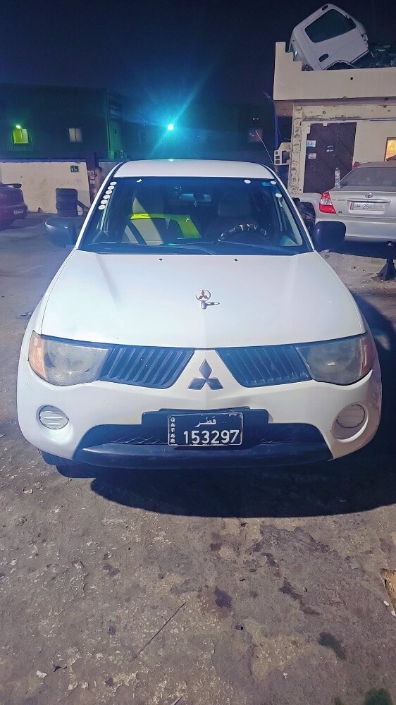 Mitsubishi L200 - 4
