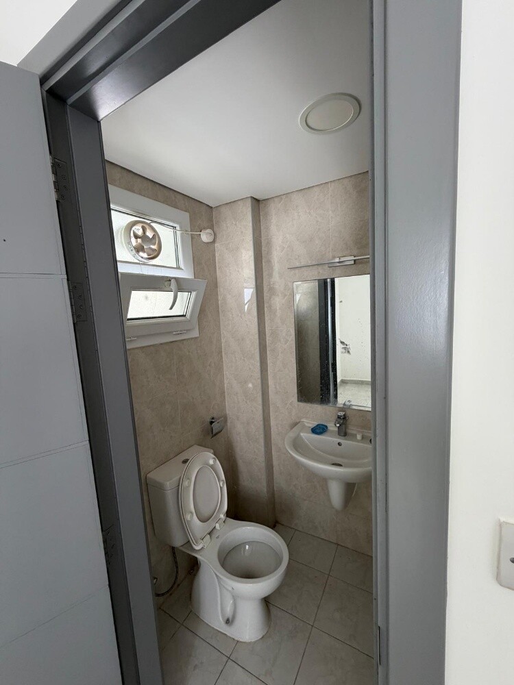 A detached villa for rent, used but - 1