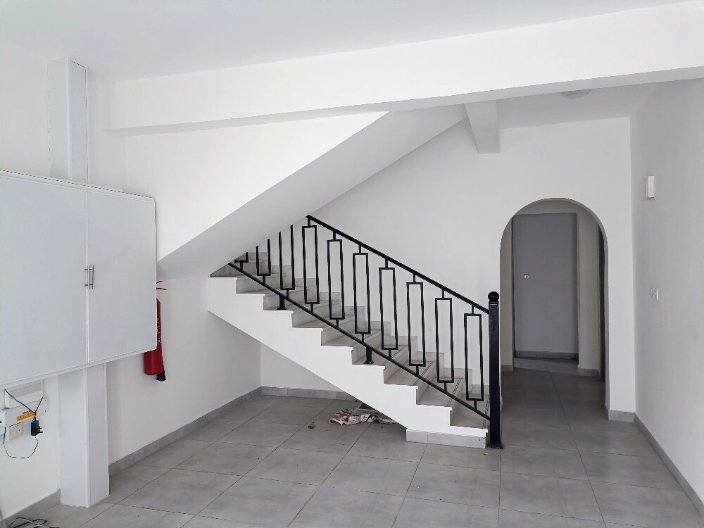 A detached villa for rent, used but - 17