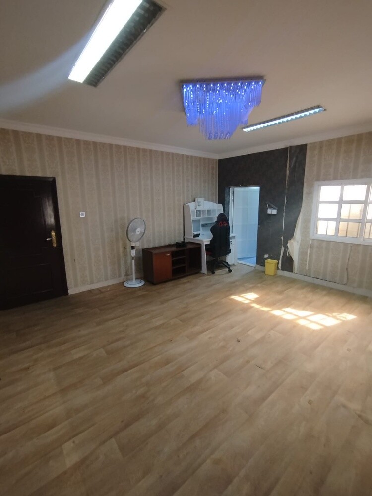 For rent flat at m. khlifa South - 7