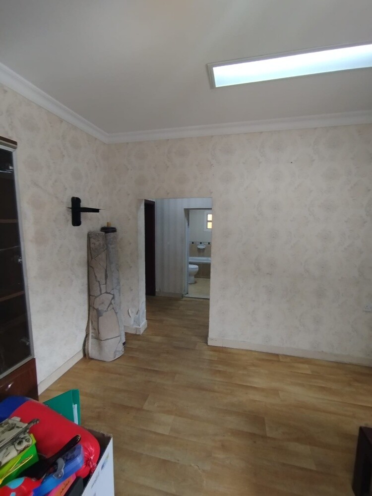For rent flat at m. khlifa South - 11