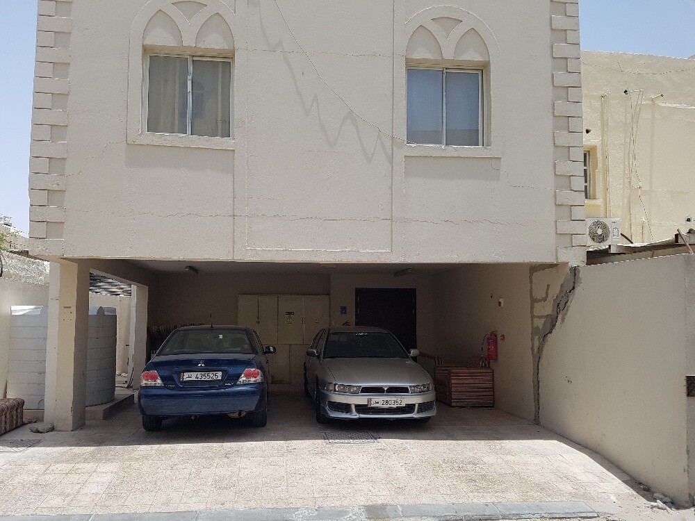 عماره سكنيه موقع متميز بسوق غزه - 4