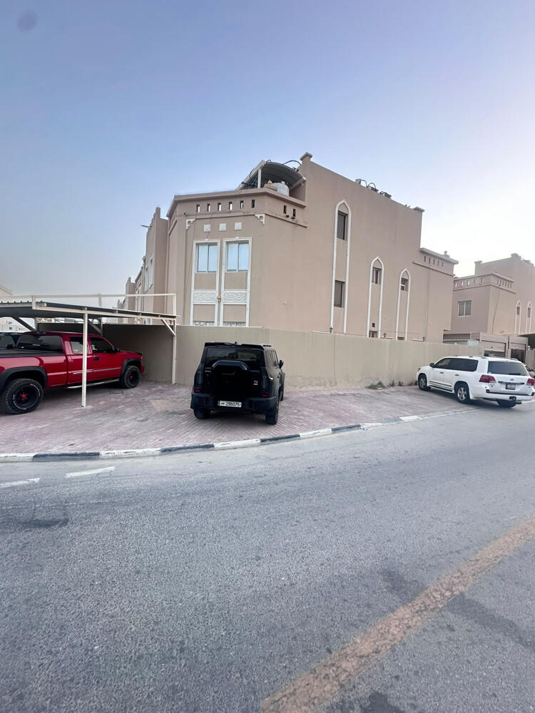 للايجار فلتبن متلاصقات بام العمد - 1