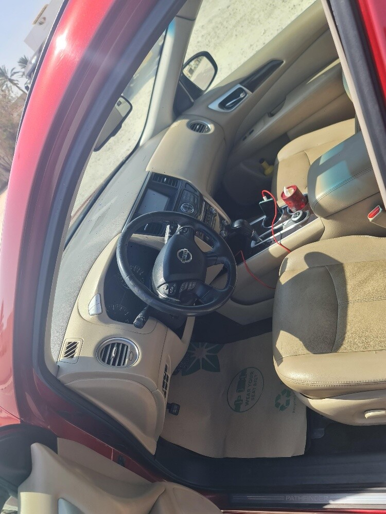 For sale: 2016 Pathfinder - 5