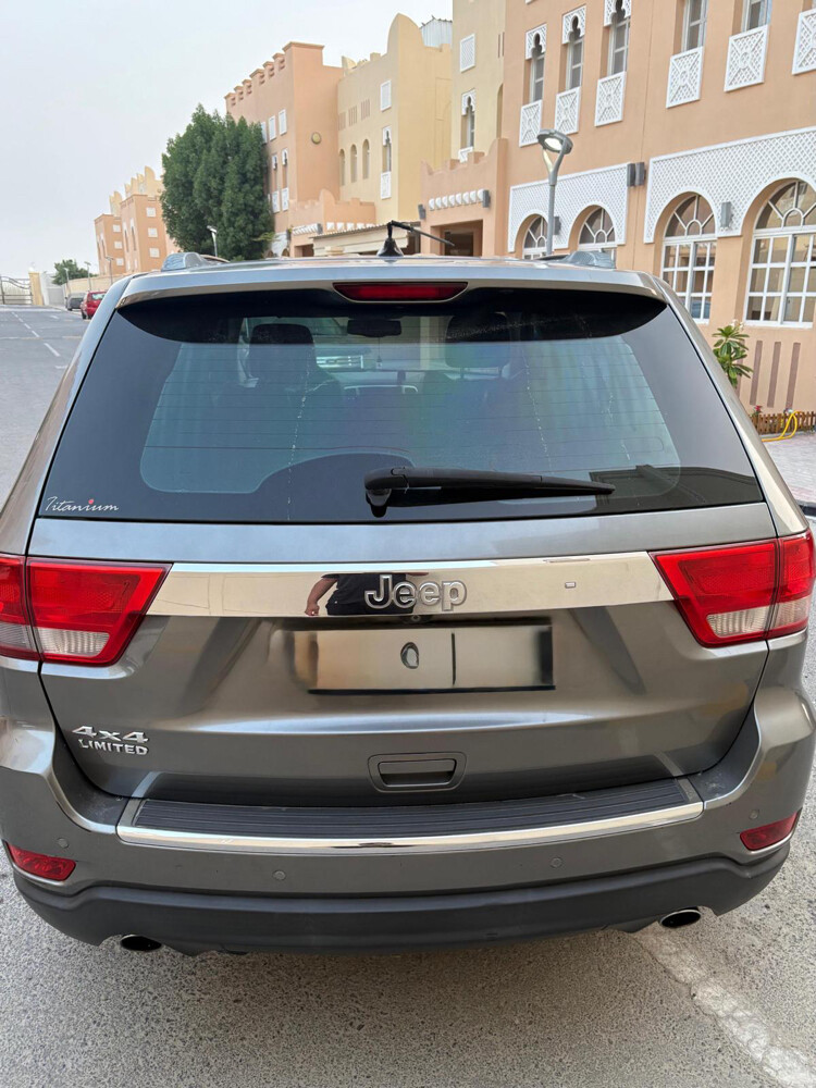 جيب شروكي 2013 - 7