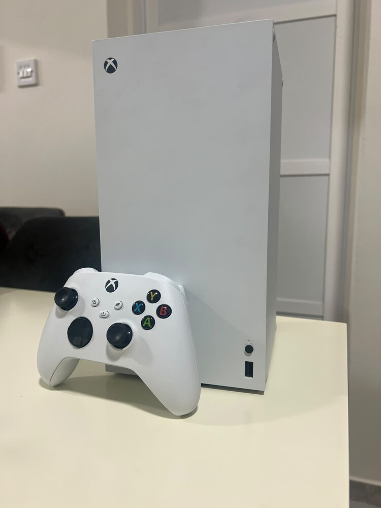 Xbox series X white - 1