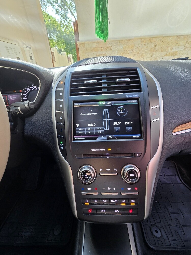 Lincoln MKC 2015 – 2.3L, Low KMs - 13