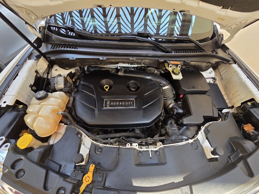 Lincoln MKC 2015 – 2.3L, Low KMs - 5