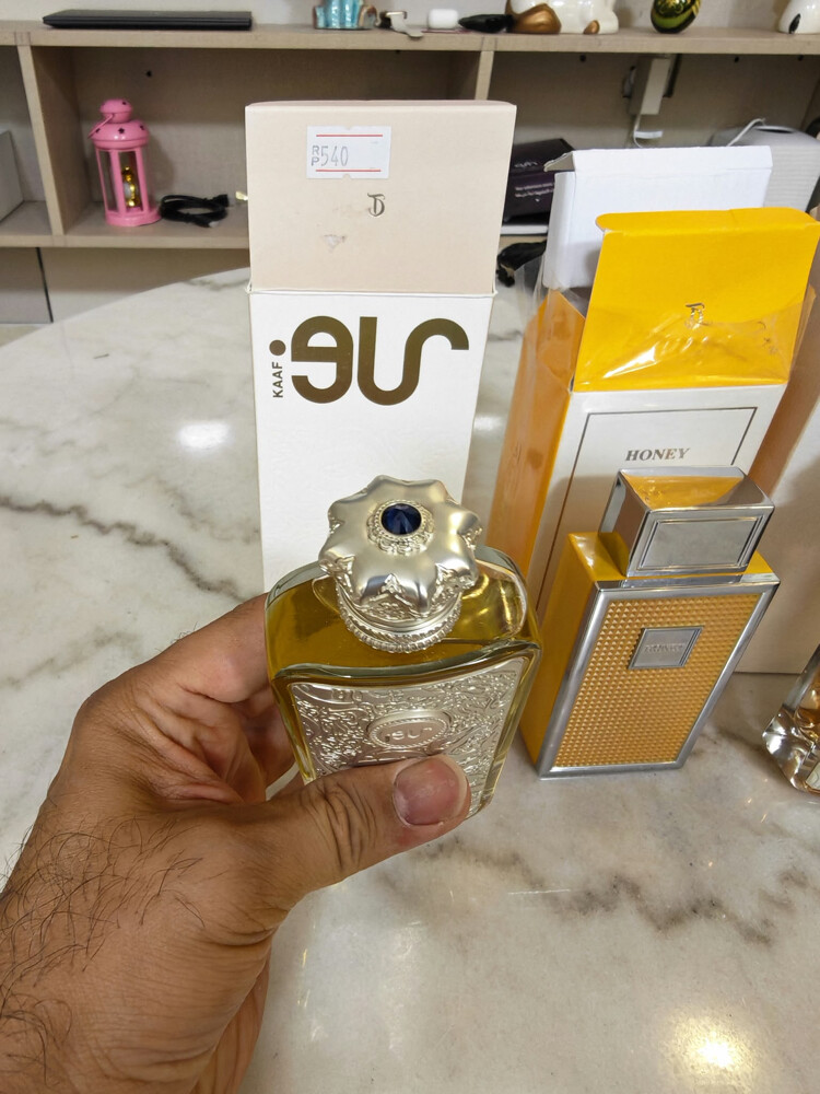 عطر عربيه فاخر ونادر للبيع او بدل - 2