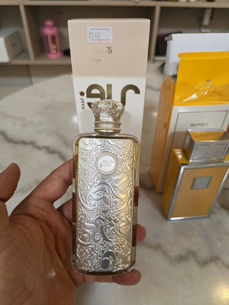 عطر عربيه فاخر ونادر للبيع او بدل - 1