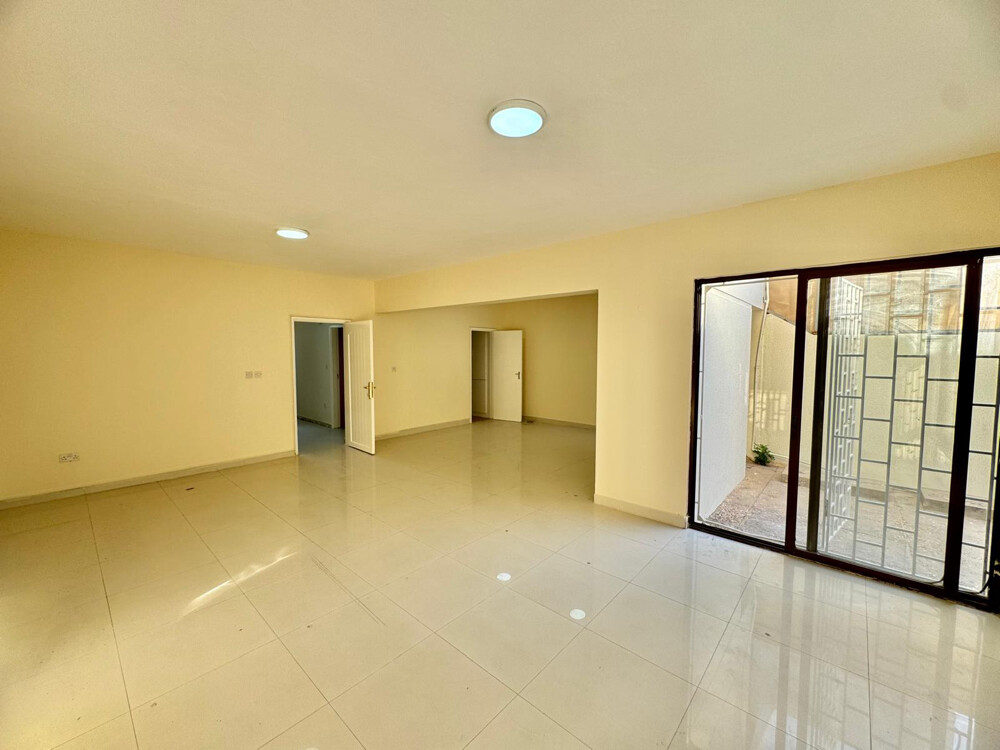Villa 3 Bedrooms + In Al Hilal - 8