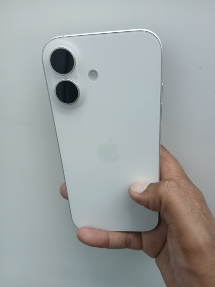 I PHONE 17 256GB SILVER SIM CARD - 1