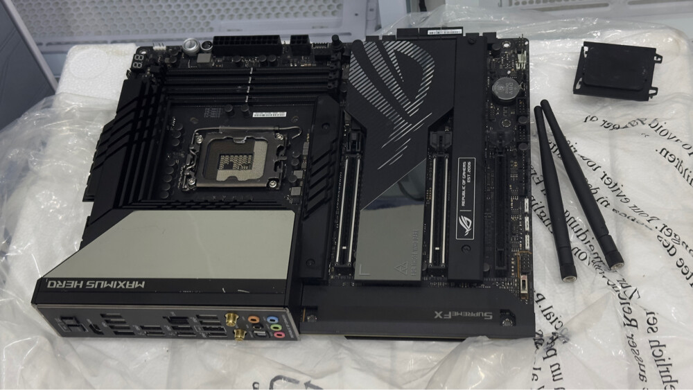 ROG Maximus Hero motherboard  - 3