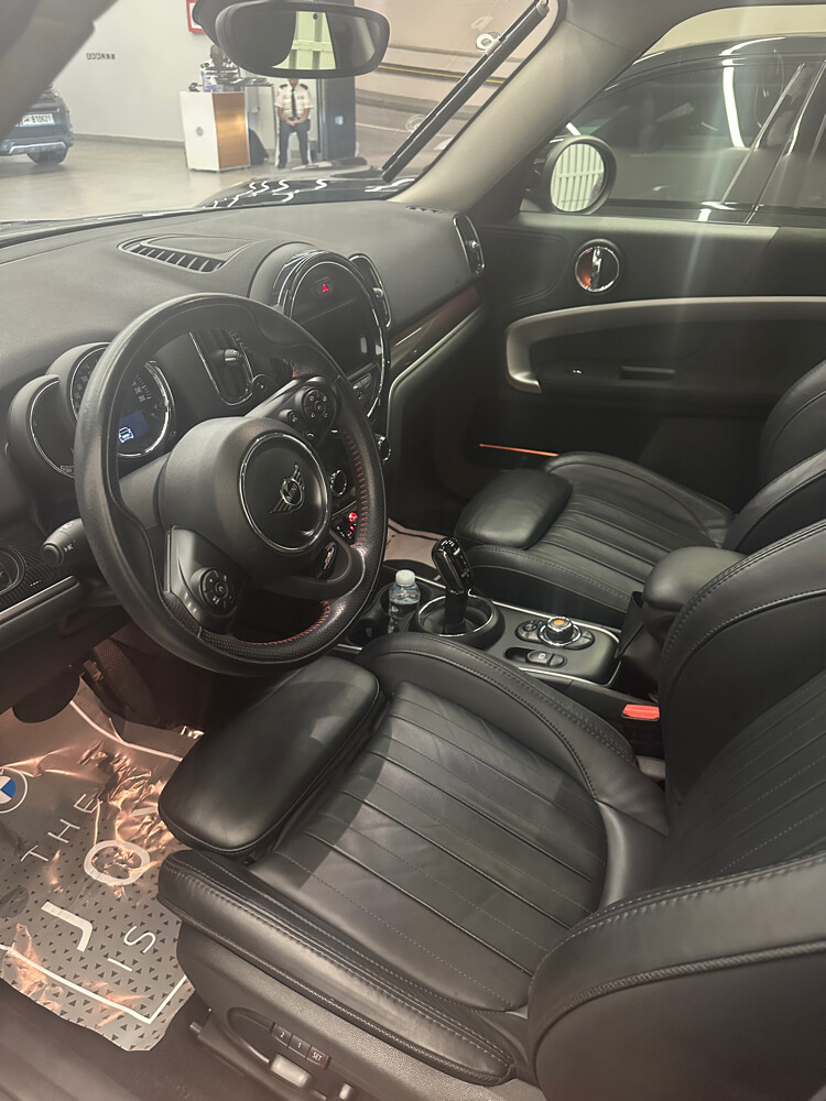 For Sale MINI Cooper Countryman - 4