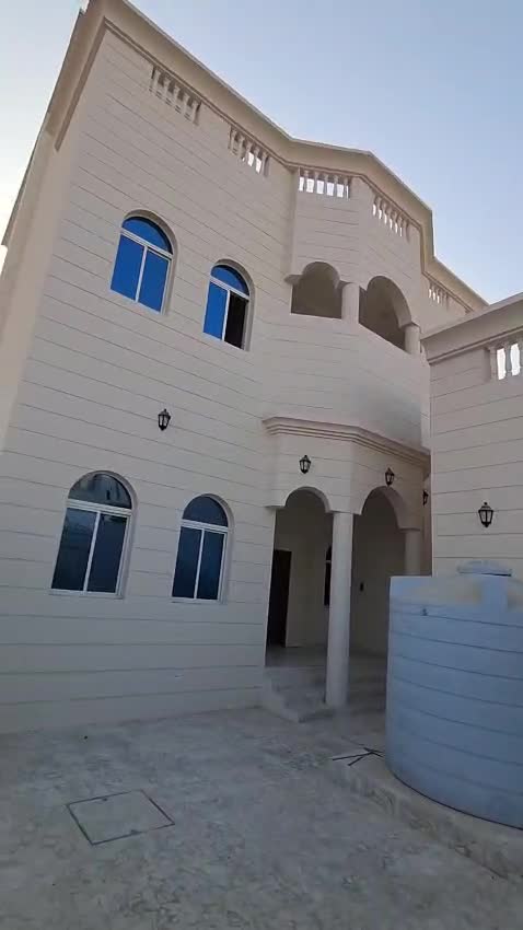 للايجار فيلا معيذر جنوبي اول ساكن - 1