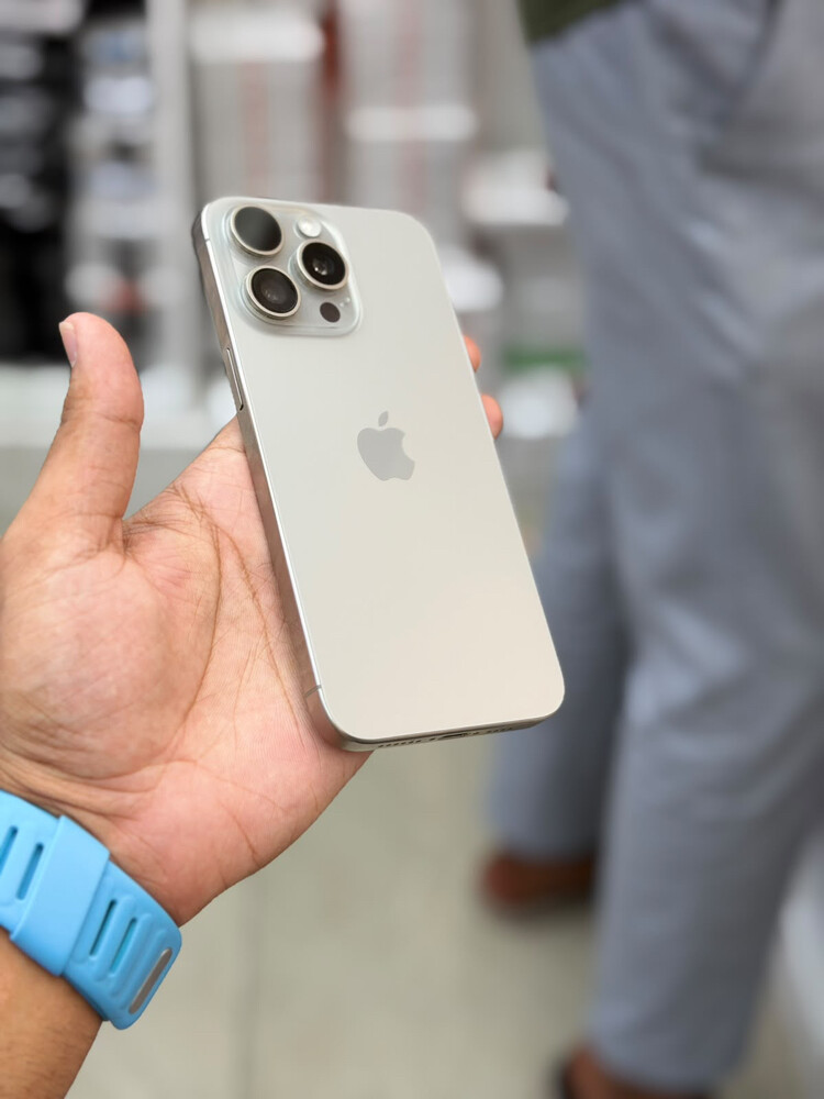 iPhone 15 pro - 3