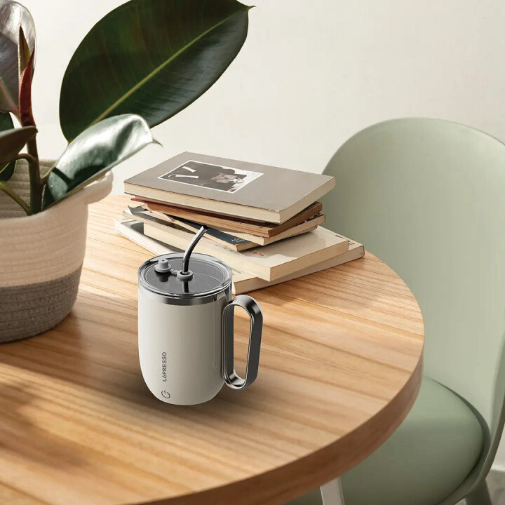 LePresso Magnetic Auto Stirring Mug - 2