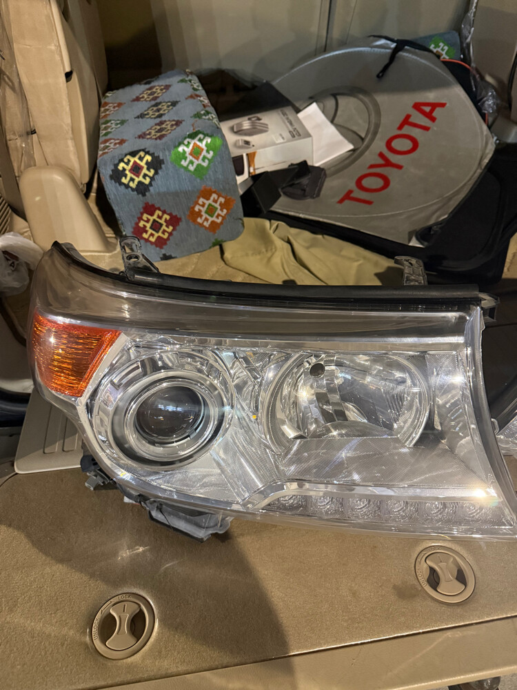 For Sale: DEPO Front Headlights - 5