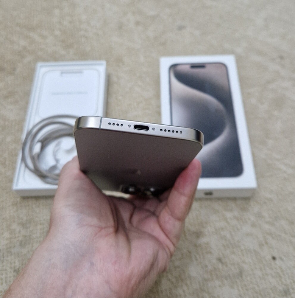 iphone 15 pro max 256GB - 8