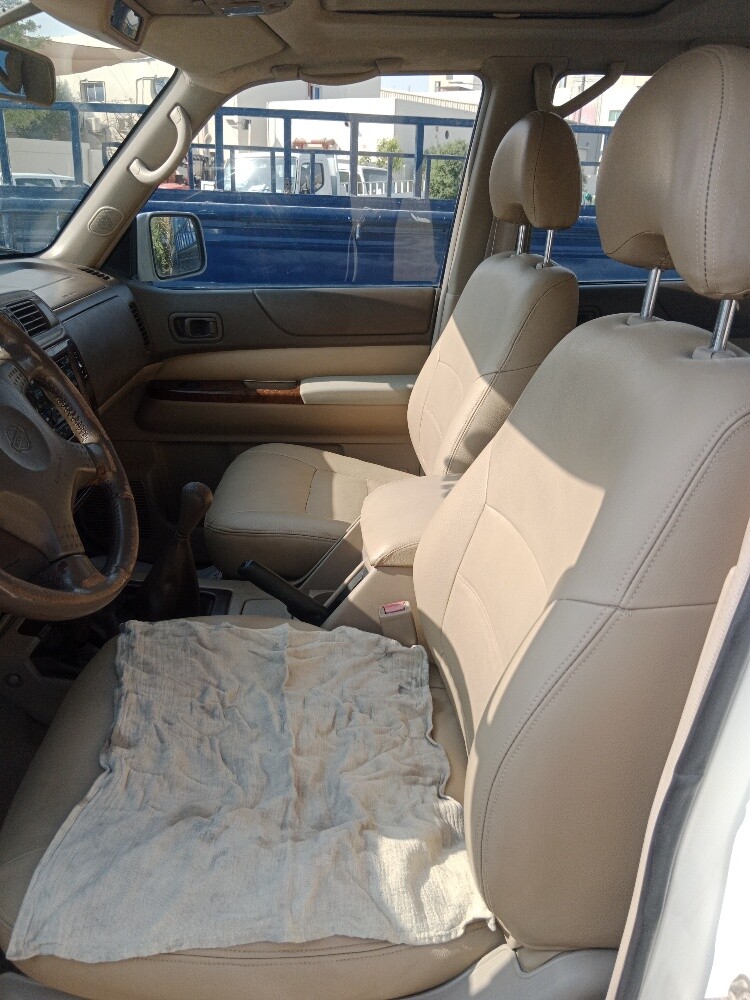 for sale Nissan cruiser - 7