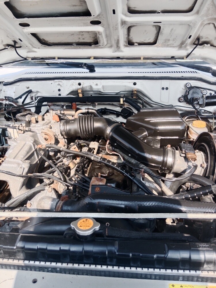for sale Nissan cruiser - 9
