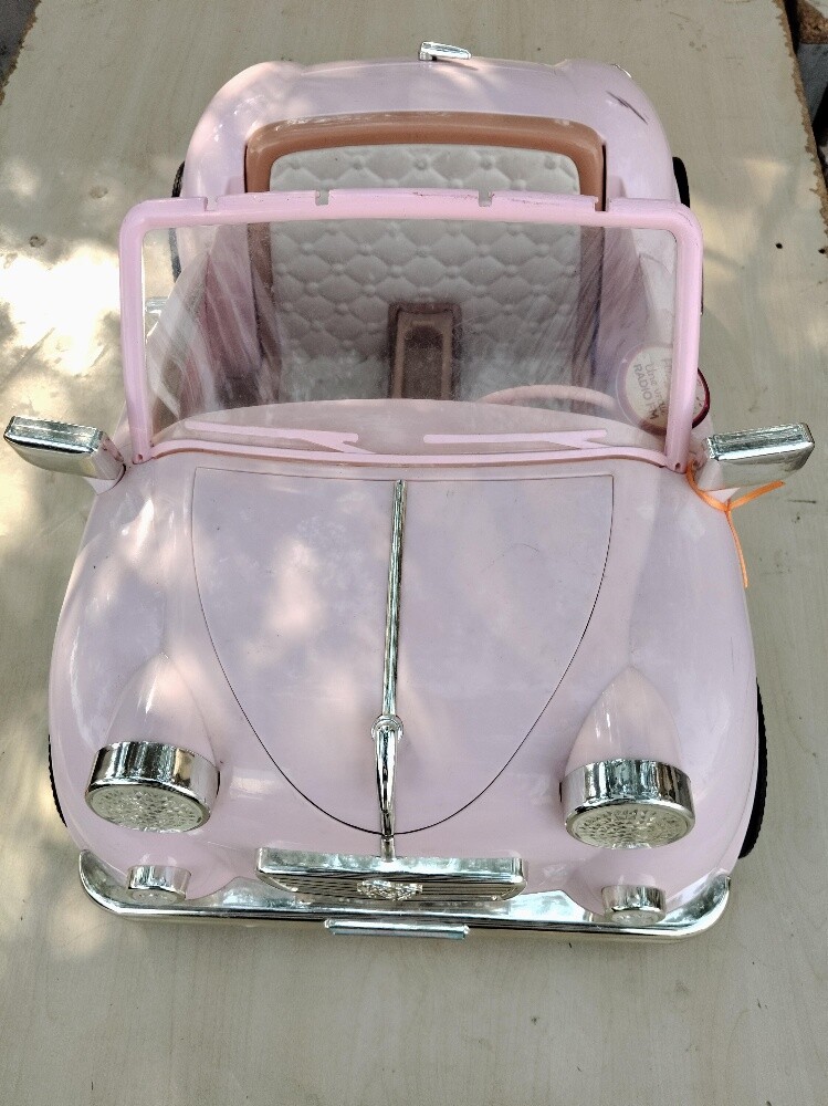 Barbie / Our Generation Classic Car - 4