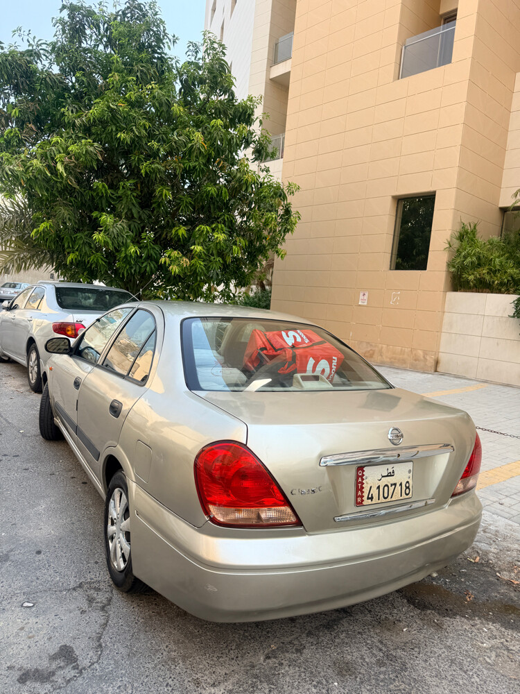 NISSAN SUNNY JAPAN 2009 - 7