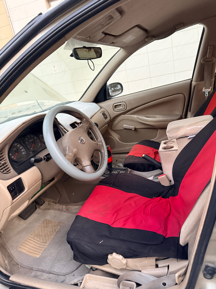 NISSAN SUNNY JAPAN 2009 - 2