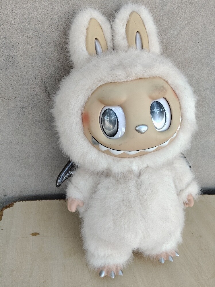 100% Authentic POP MART Labubu - 1