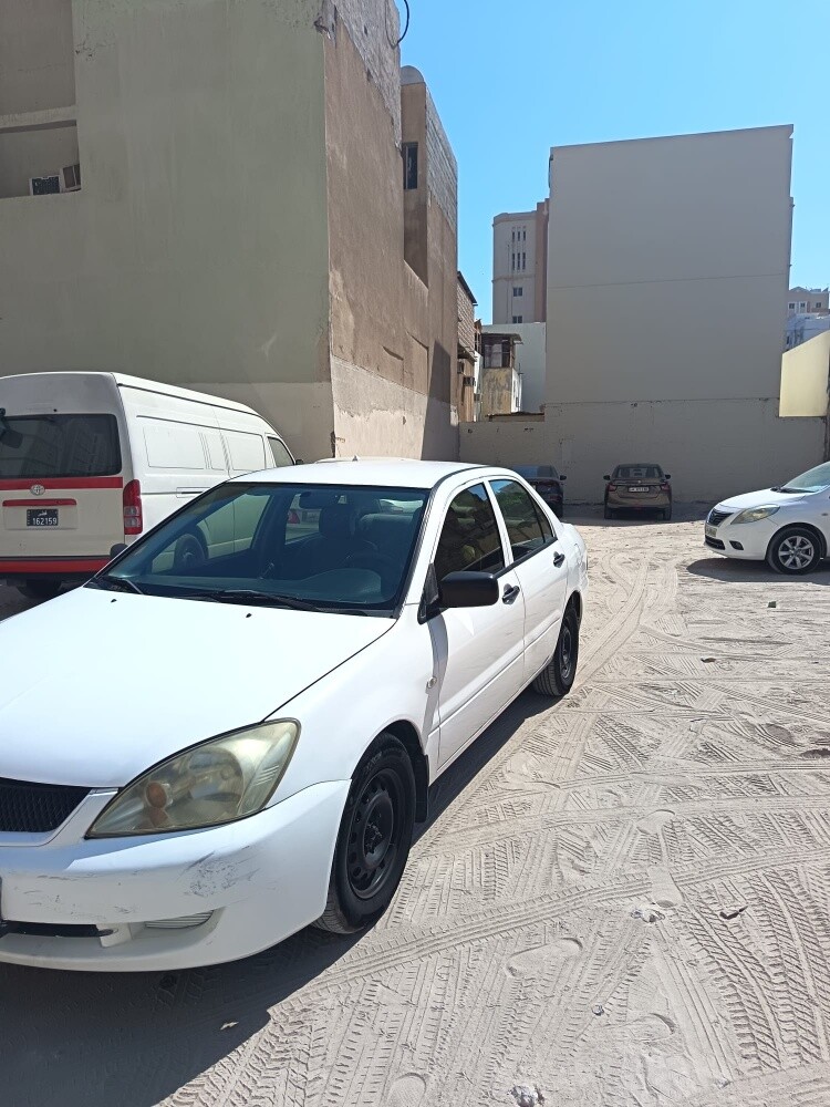 mitsubishi lancer - 3