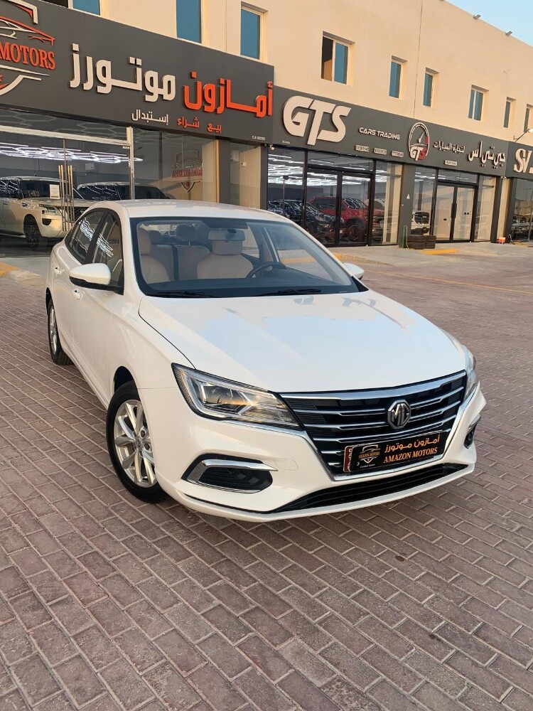 ام جى 5 اتوماتيك سيدان - 2