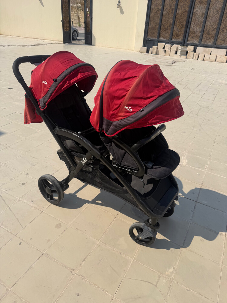 Kids twins stroller  - 1