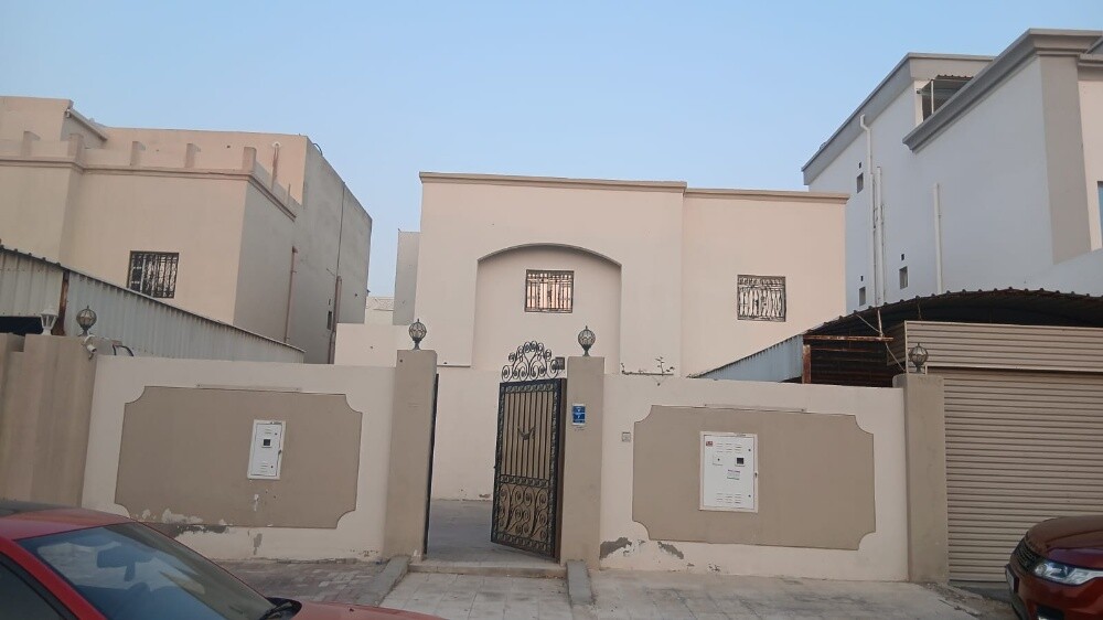 Villa for rent in Umm Al Amad - 6