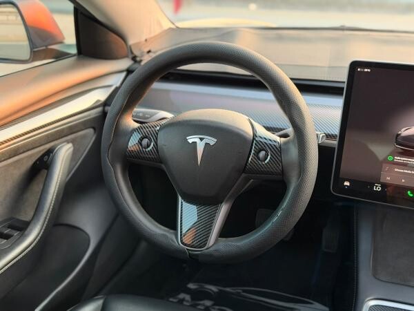 Tesla Model 3 2023 - 9