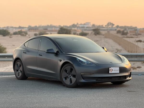 Tesla Model 3 2023 - 1