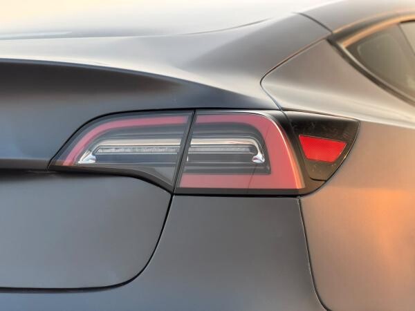 Tesla Model 3 2023 - 6