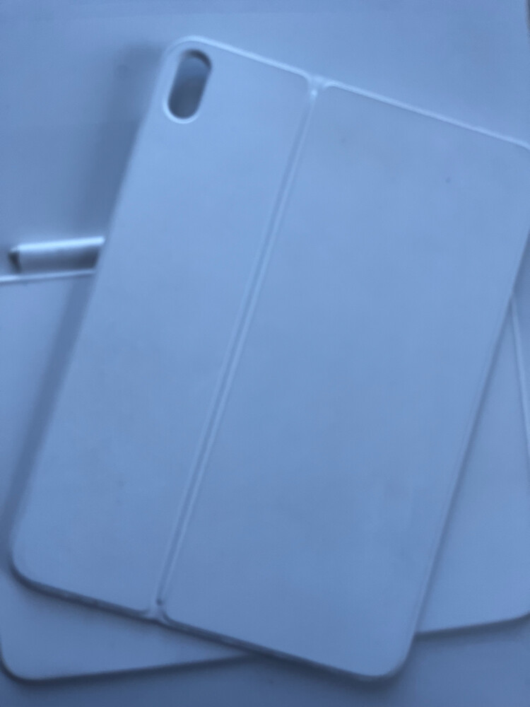 Ipad Keyboard & Magnetic Cover - 2