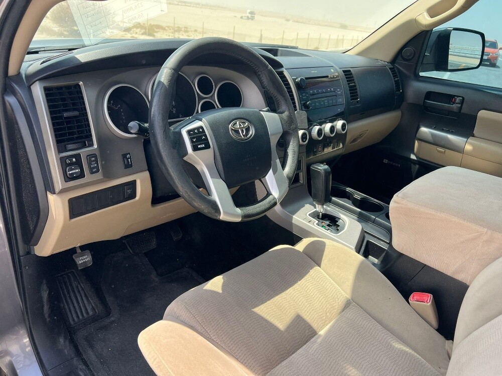 تويوتا سيكويا اس ار 5 2014 - 7