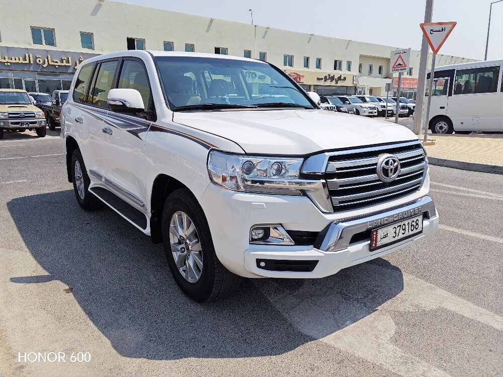 GXR V8 - 2