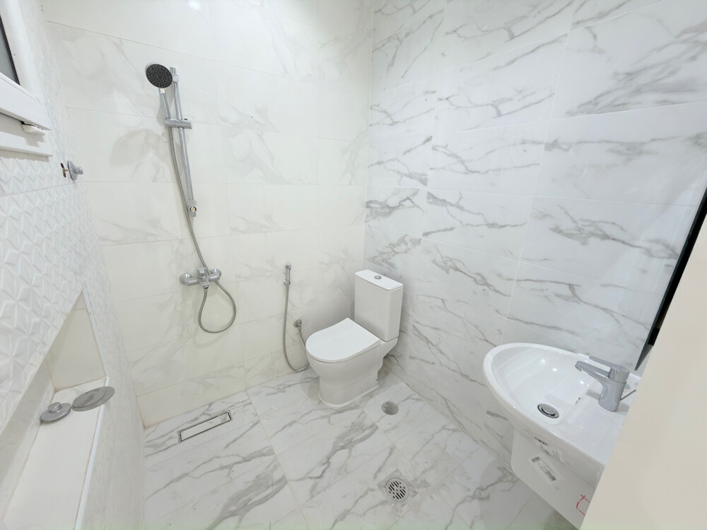 Apartment in Al Kharaitiyat - 9
