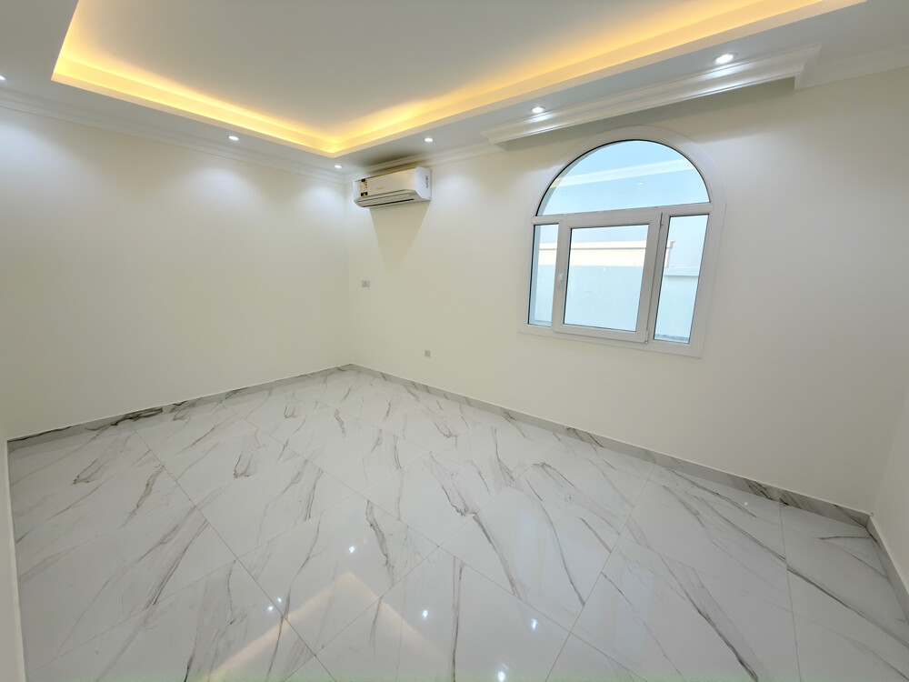 Apartment in Al Kharaitiyat - 7