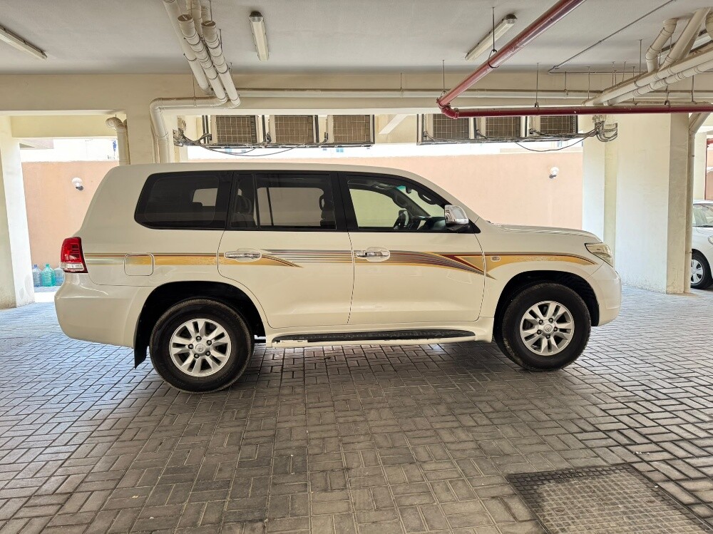 TOYOTA LAND CRUISER FOR SALE - 4