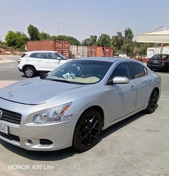 Nissan Maxima 3.5L V6 - 2