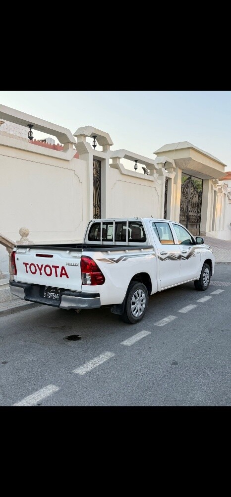 Hilux 2024 Automatic - 3